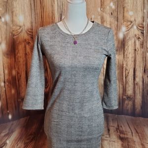 Vibe Sportswear Gray Patterned Midi Dress